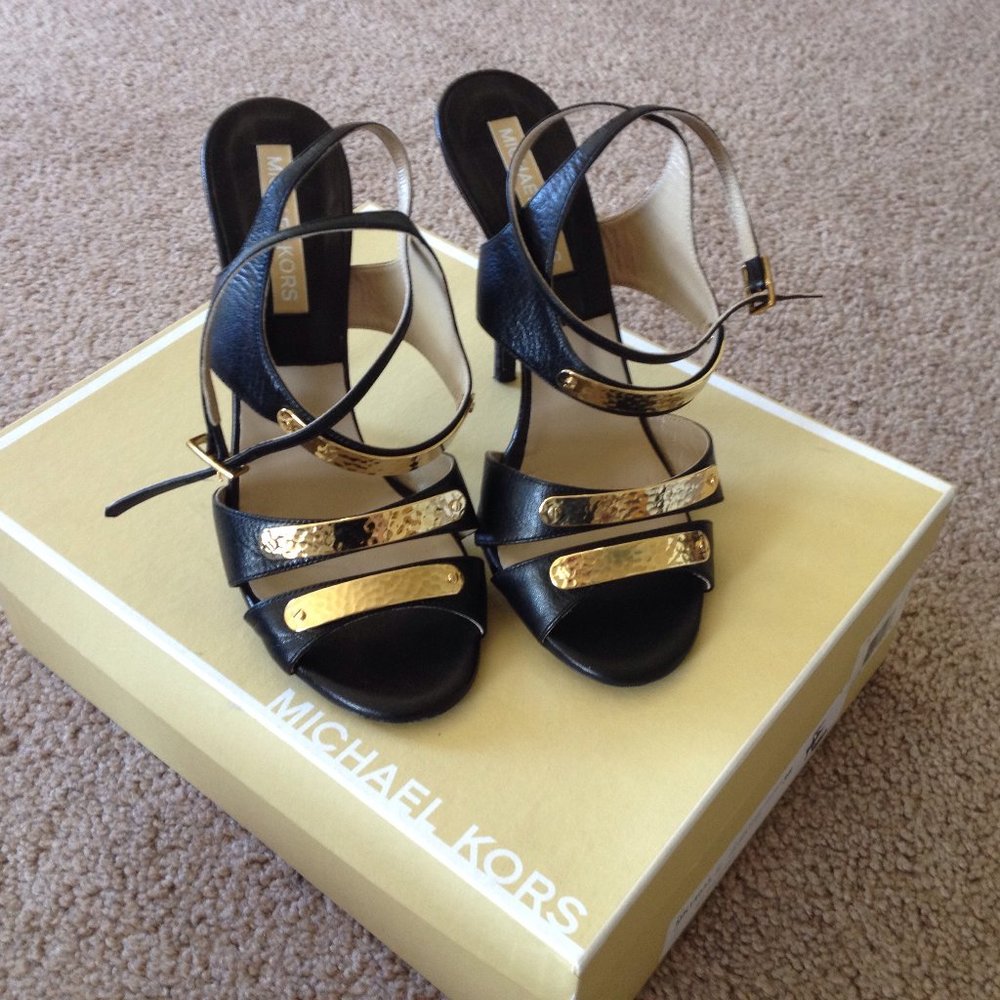 MICHAEL KORS "Runway Edition" Heels w/box- size 6, black/gold, retail $595